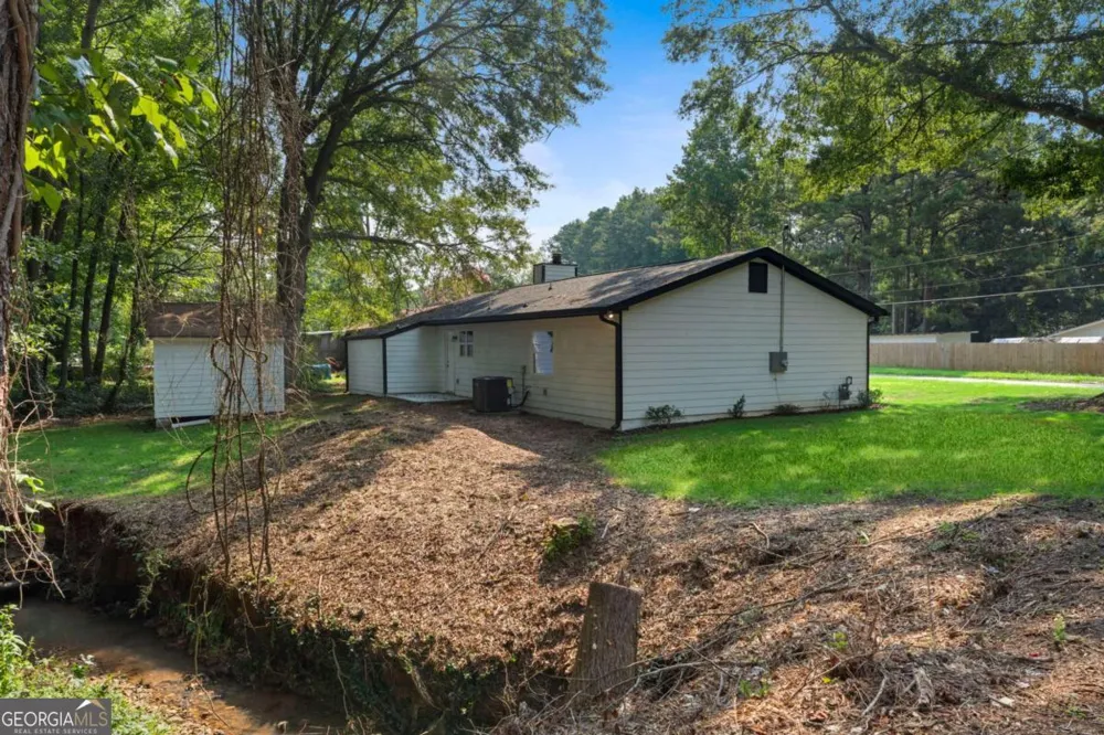 20 Skylark LN Jonesboro, GA 30238