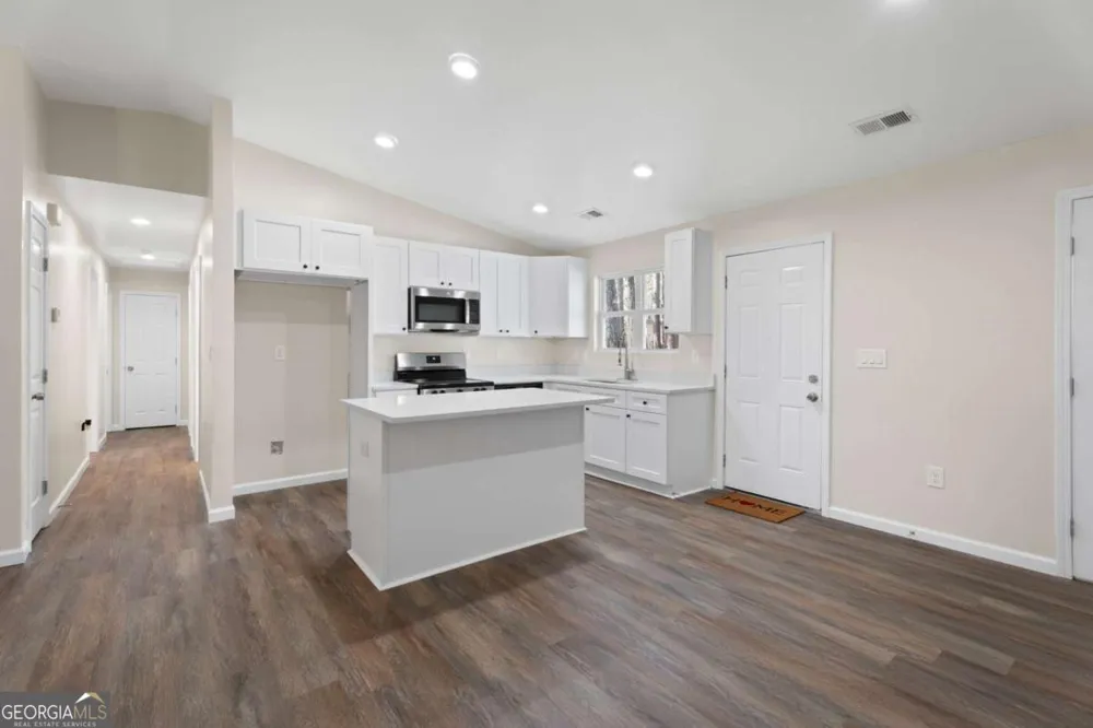 20 Skylark LN Jonesboro, GA 30238