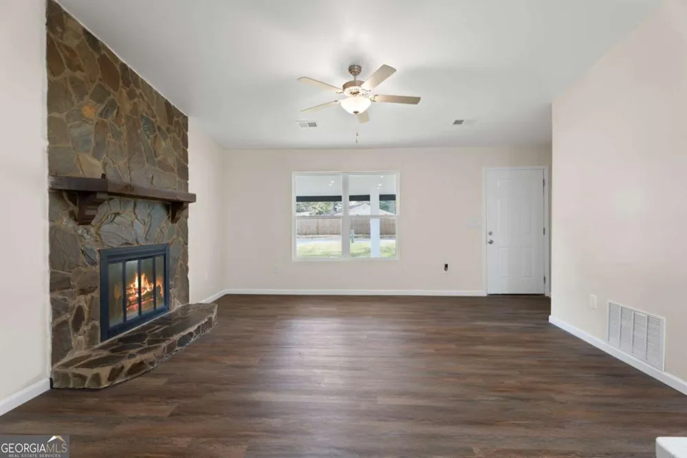 20 Skylark LN Jonesboro, GA 30238