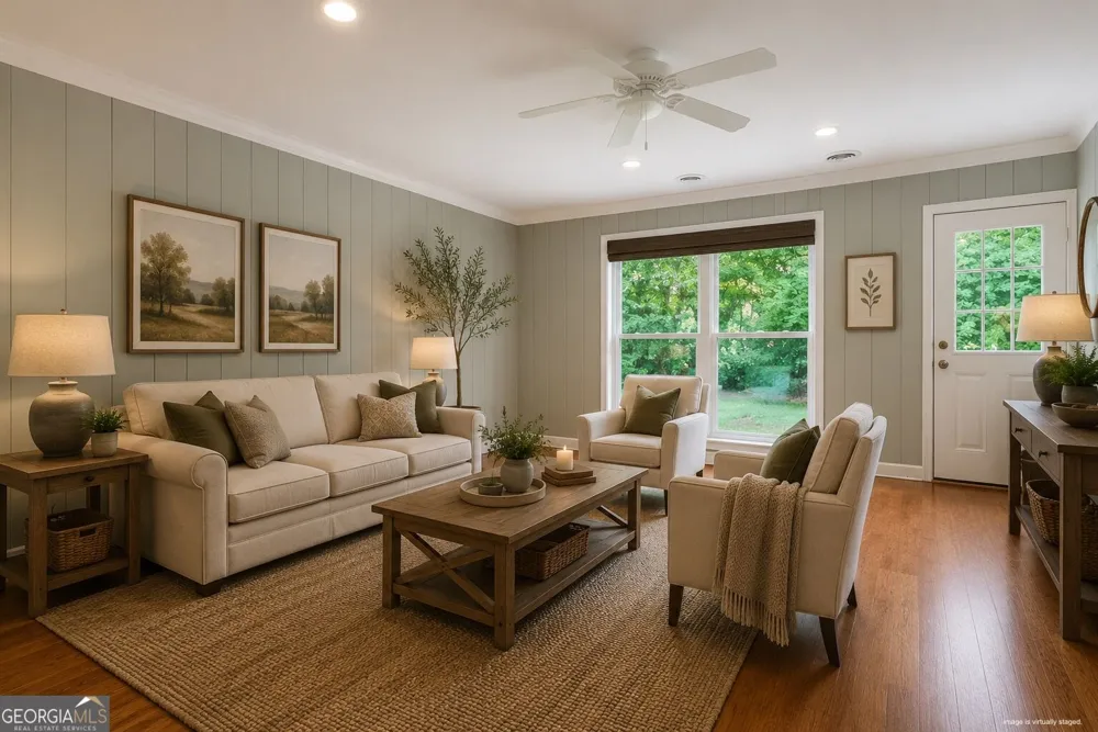 104 Woodlawn PL Thomaston, GA 30286