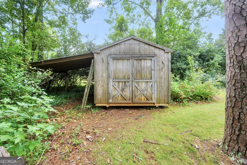 104 Woodlawn PL Thomaston, GA 30286