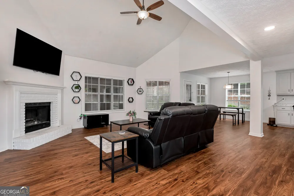 4130 Lake DR Loganville, GA 30052