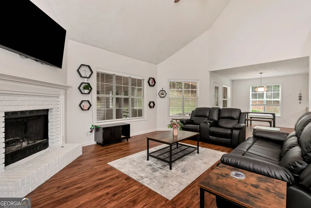 4130 Lake DR Loganville, GA 30052