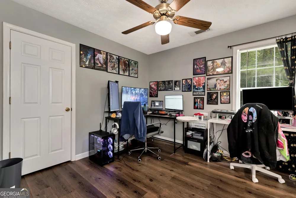 4130 Lake DR Loganville, GA 30052