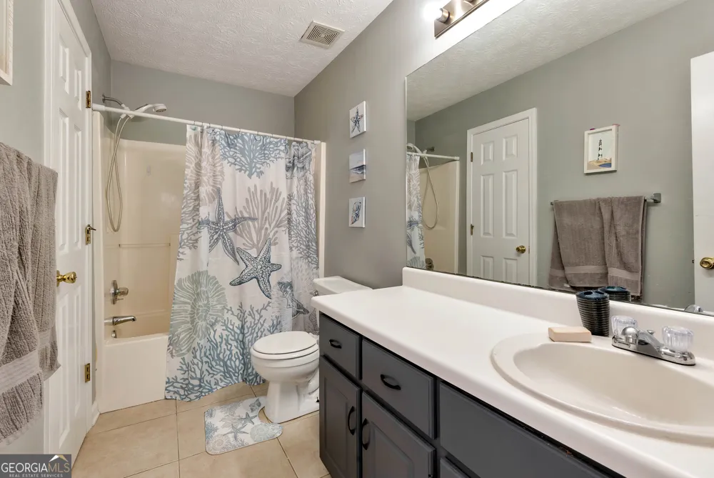 4130 Lake DR Loganville, GA 30052