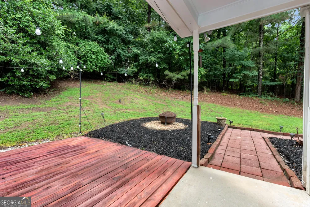 4130 Lake DR Loganville, GA 30052