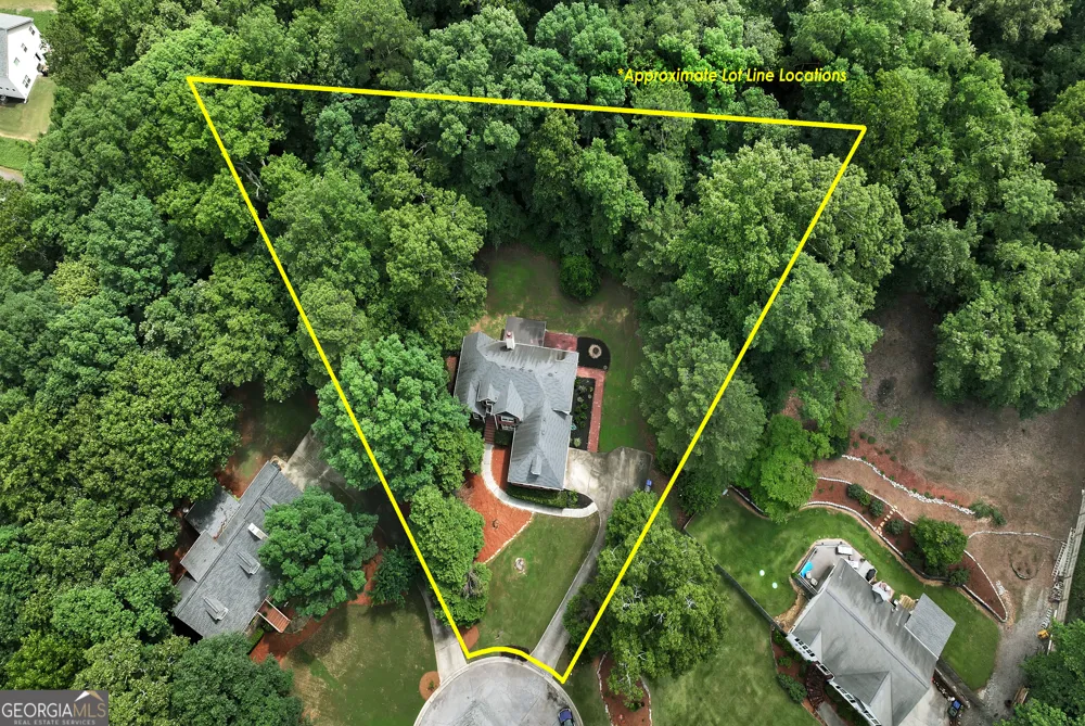 4130 Lake DR Loganville, GA 30052