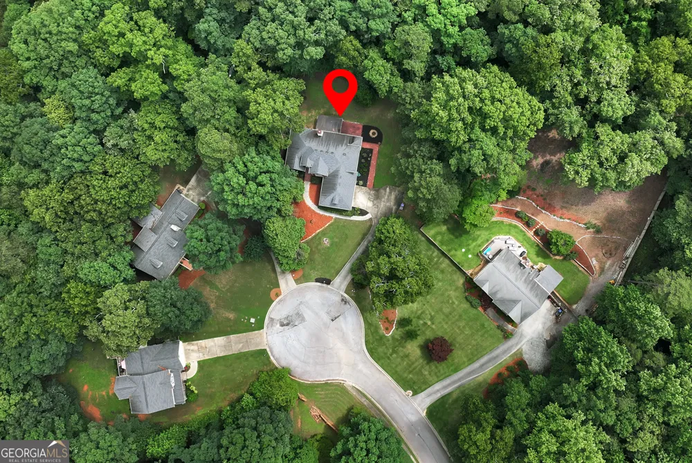 4130 Lake DR Loganville, GA 30052
