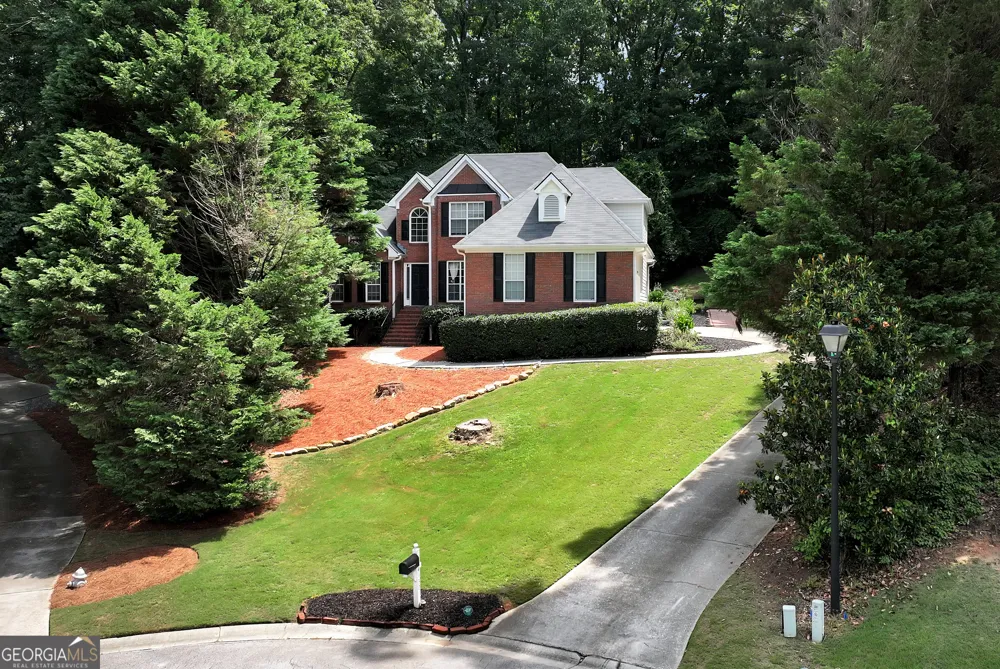 4130 Lake DR Loganville, GA 30052