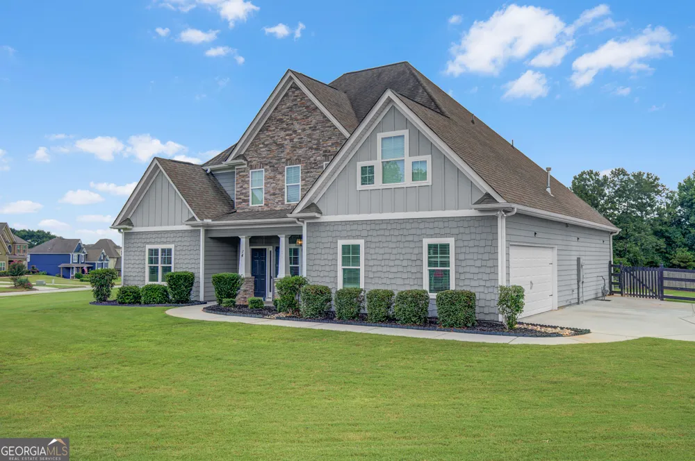 14 Palomino CT Newnan, GA 30265