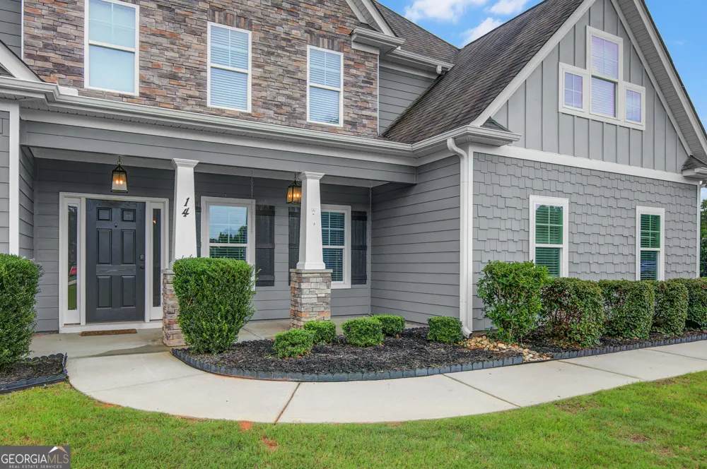 14 Palomino CT Newnan, GA 30265
