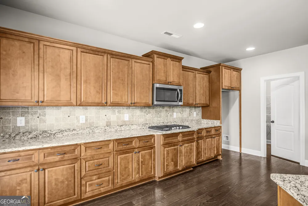 14 Palomino CT Newnan, GA 30265