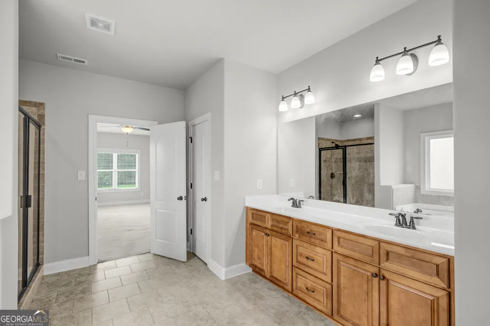 14 Palomino CT Newnan, GA 30265
