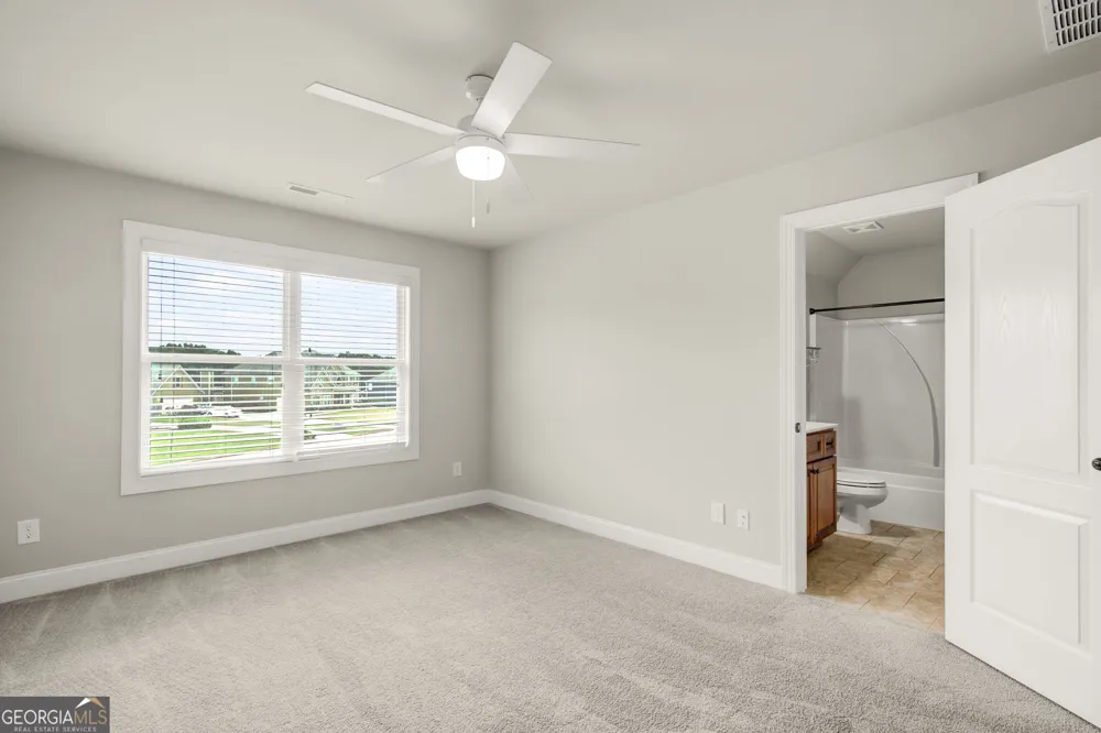 14 Palomino CT Newnan, GA 30265