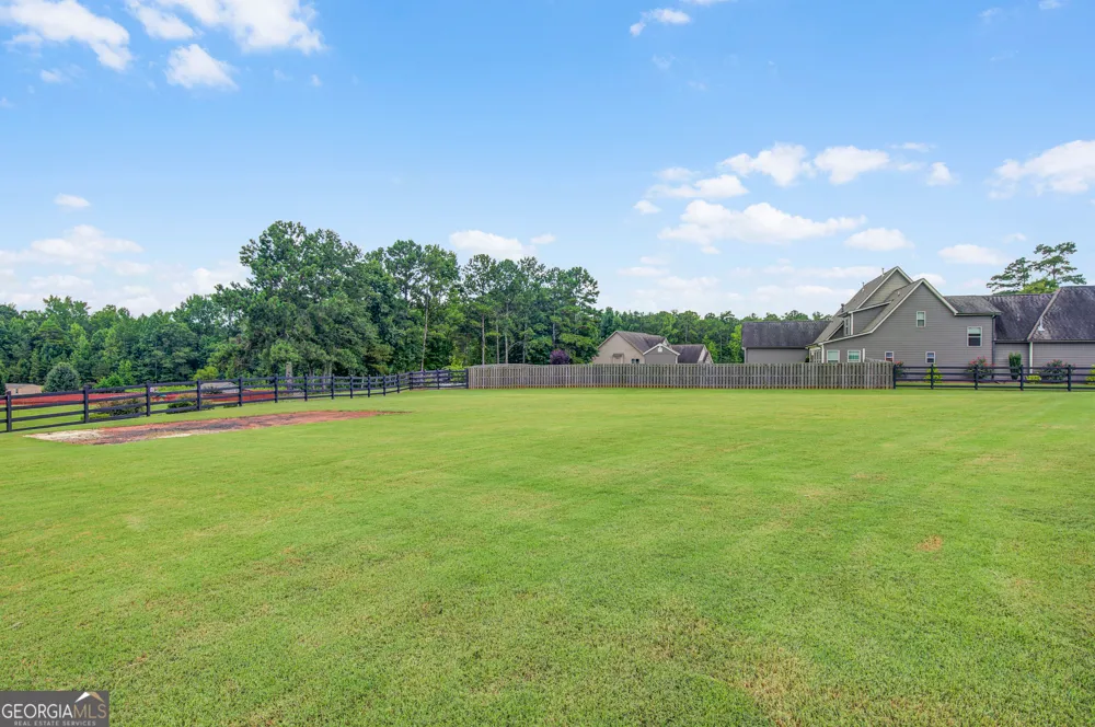 14 Palomino CT Newnan, GA 30265