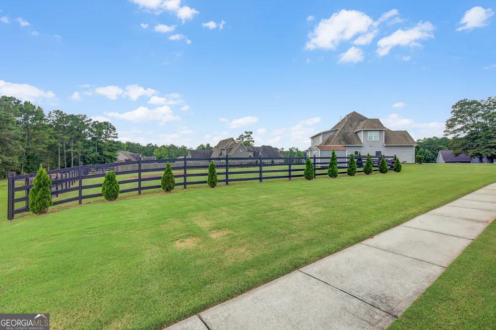 14 Palomino CT Newnan, GA 30265