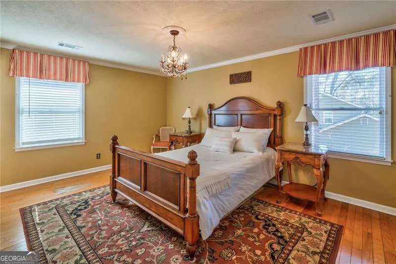 4010 Mansion DR Marietta, GA 30062