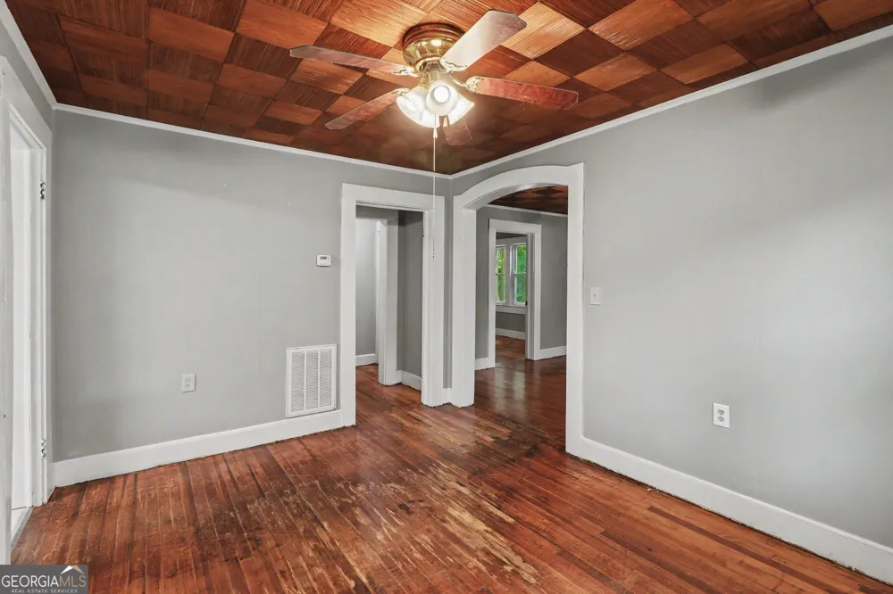 160 Connecticut AVE Tallapoosa, GA 30176