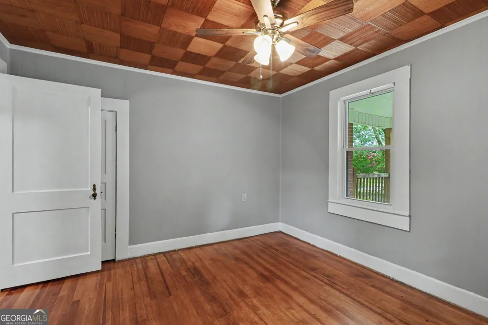 160 Connecticut AVE Tallapoosa, GA 30176