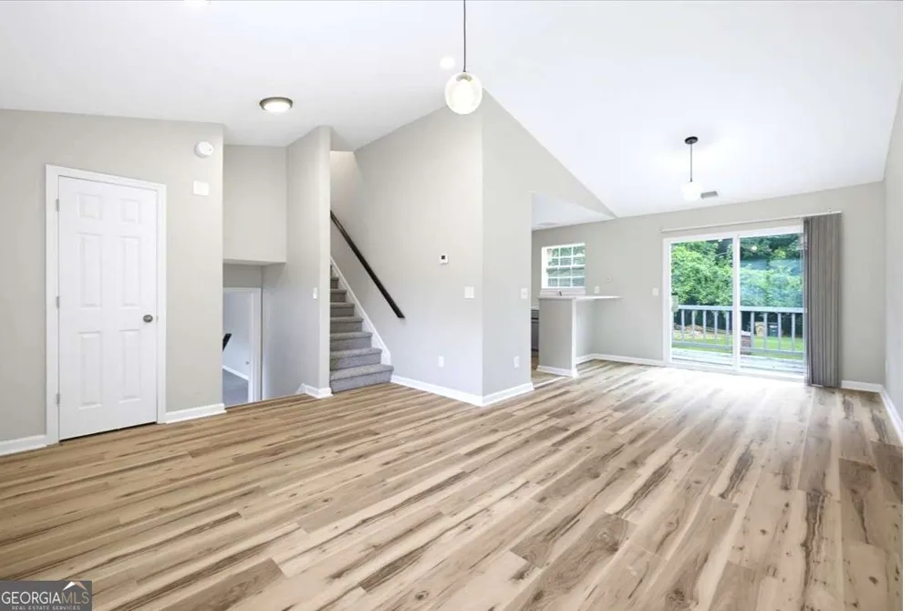5612 Pine Gate DR Atlanta, GA 30349