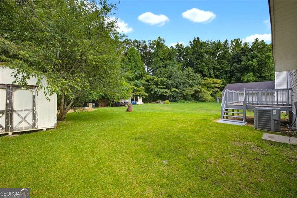 5612 Pine Gate DR Atlanta, GA 30349