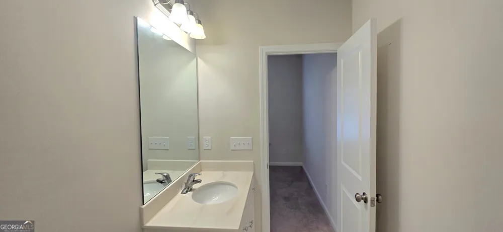 3608 Hidden Valley Cir Lawrenceville, GA 30044