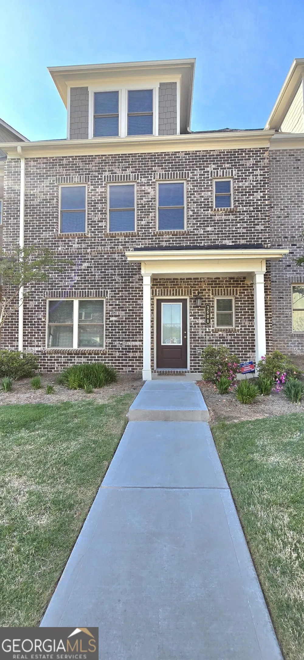 3608 Hidden Valley Cir Lawrenceville, GA 30044