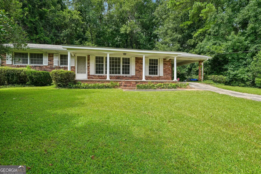 2703 Arrowood DR East Point, GA 30344