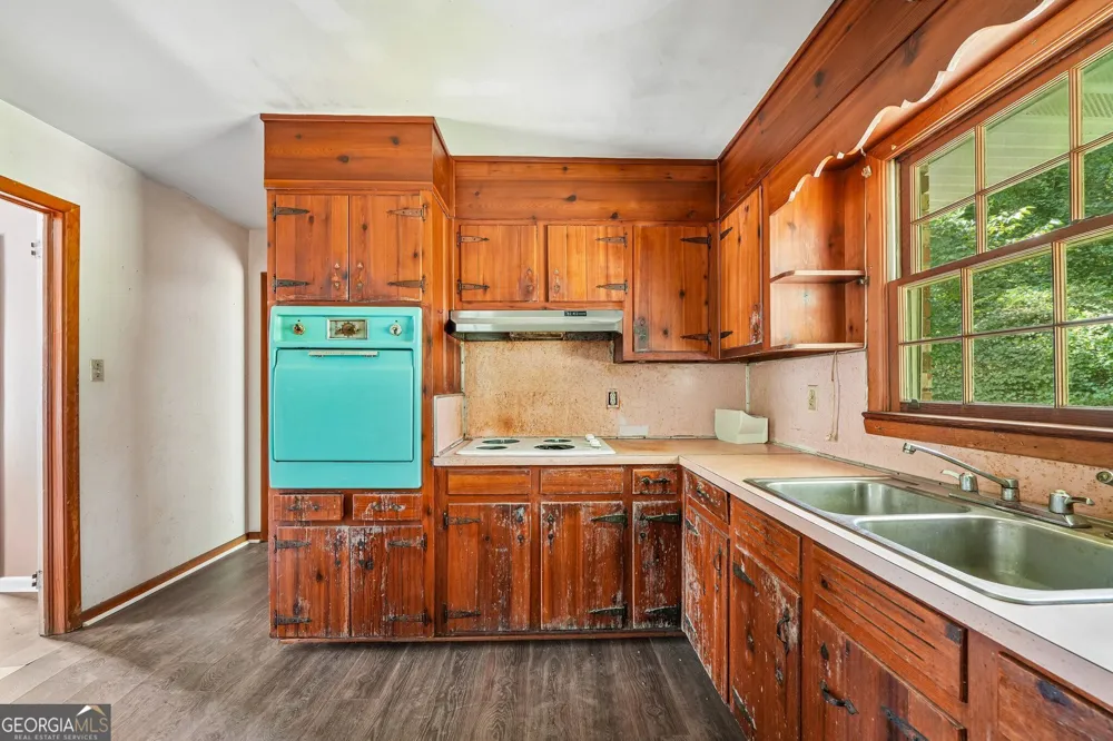 2703 Arrowood DR East Point, GA 30344