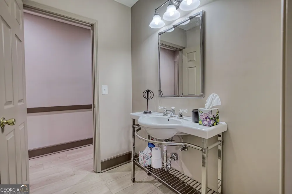 105 Meadow TRL Social Circle, GA 30025