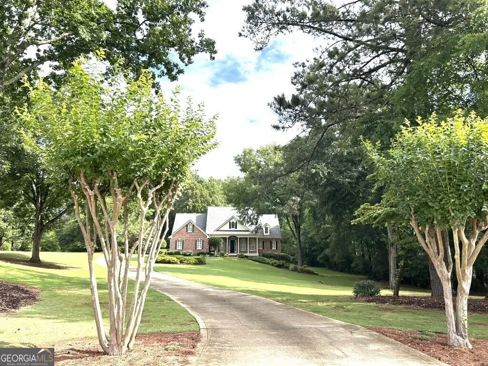 105 Meadow TRL Social Circle, GA 30025