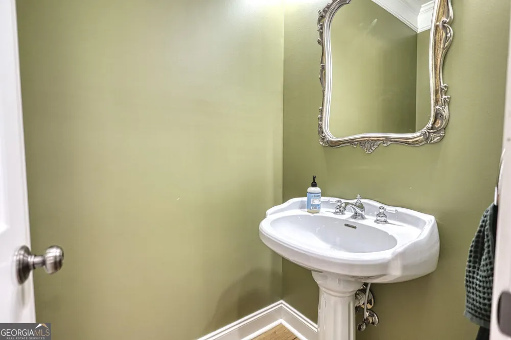 105 Meadow TRL Social Circle, GA 30025