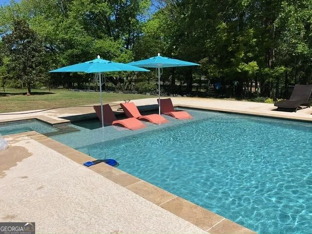 105 Meadow TRL Social Circle, GA 30025