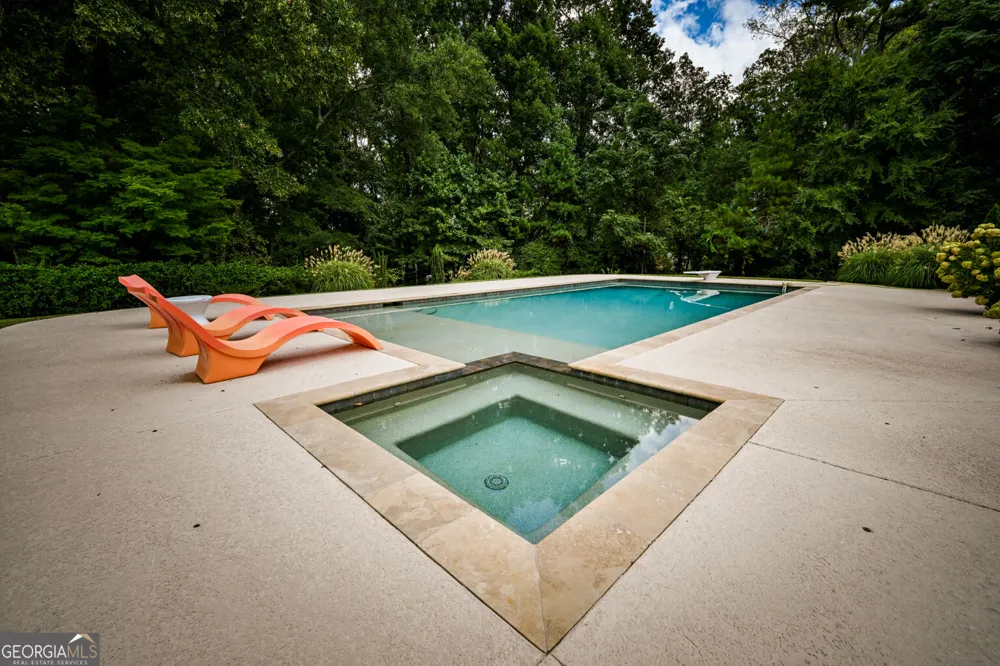 105 Meadow TRL Social Circle, GA 30025