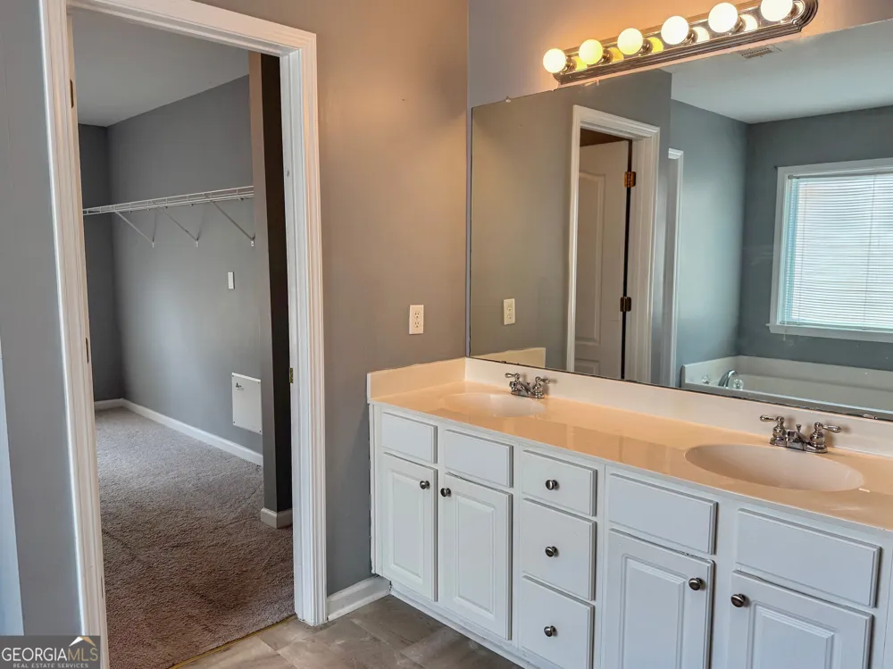 2513 Mockingbird LN Locust Grove, GA 30248