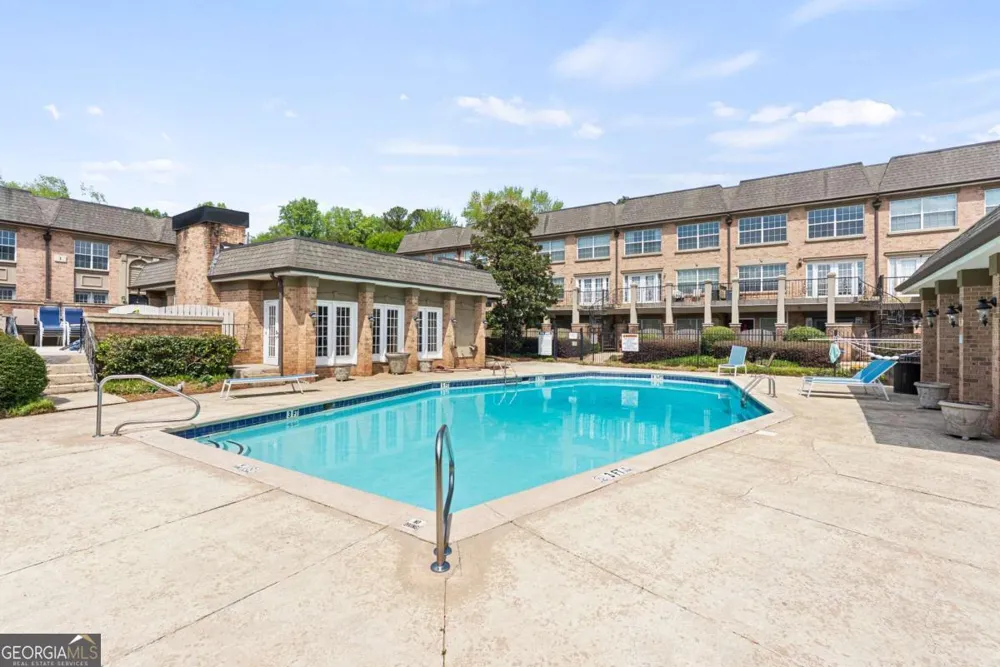 6980 Roswell RD Atlanta, GA 30328