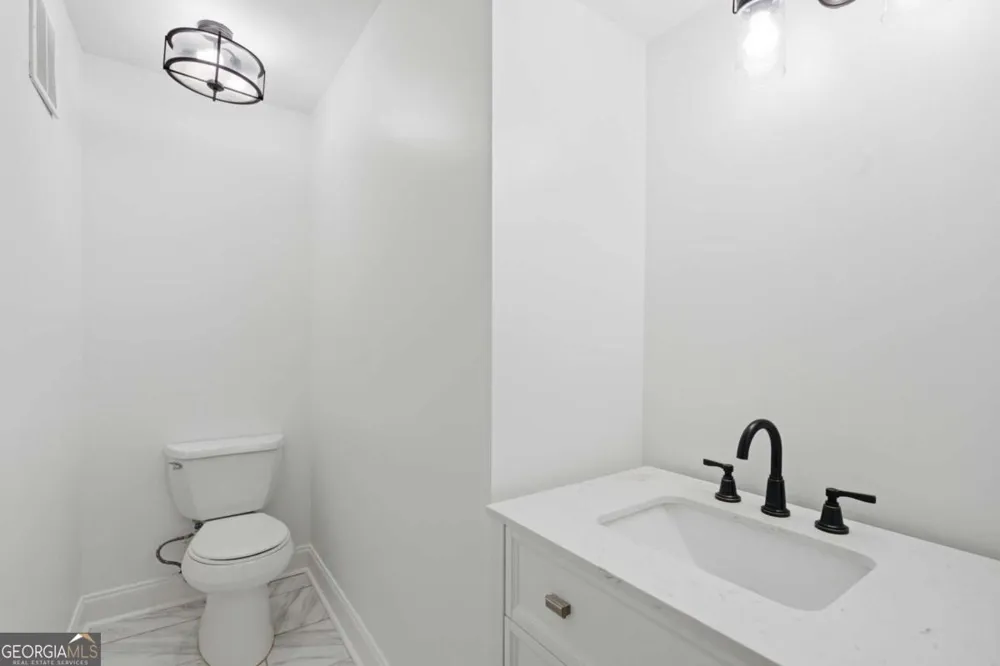 6980 Roswell RD Atlanta, GA 30328