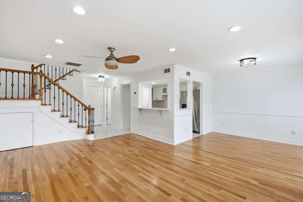 6980 Roswell RD Atlanta, GA 30328