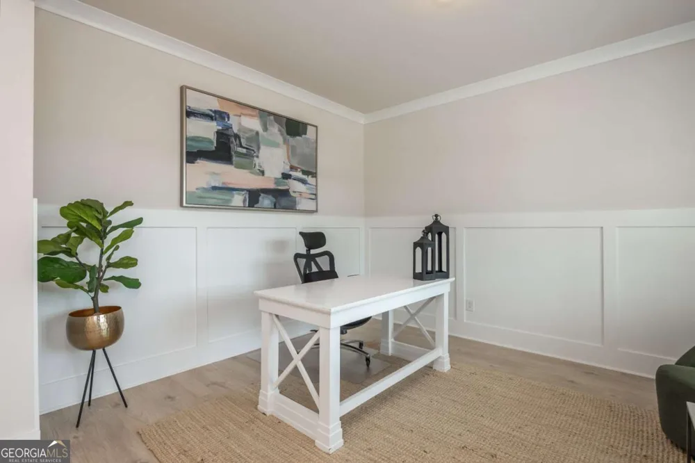 5587 Overview DR Flowery Branch, GA 30542