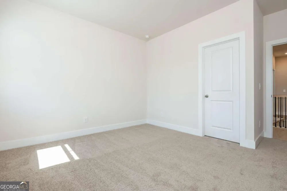 5587 Overview DR Flowery Branch, GA 30542