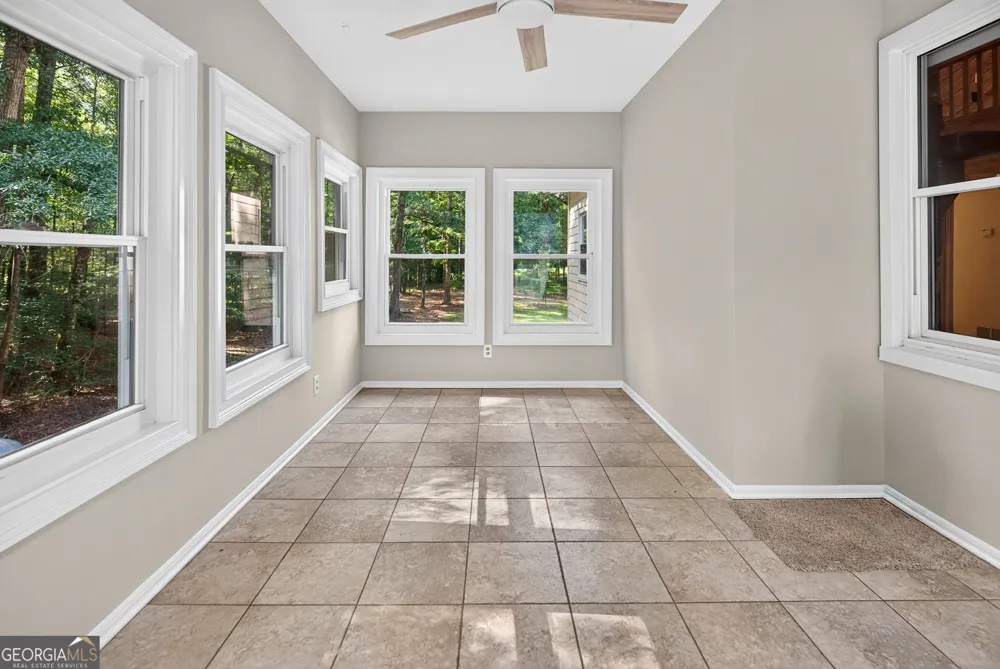 121 Broom BLVD Fayetteville, GA 30215