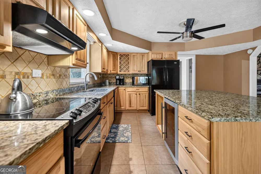 121 Broom BLVD Fayetteville, GA 30215