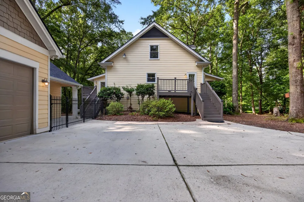121 Broom BLVD Fayetteville, GA 30215