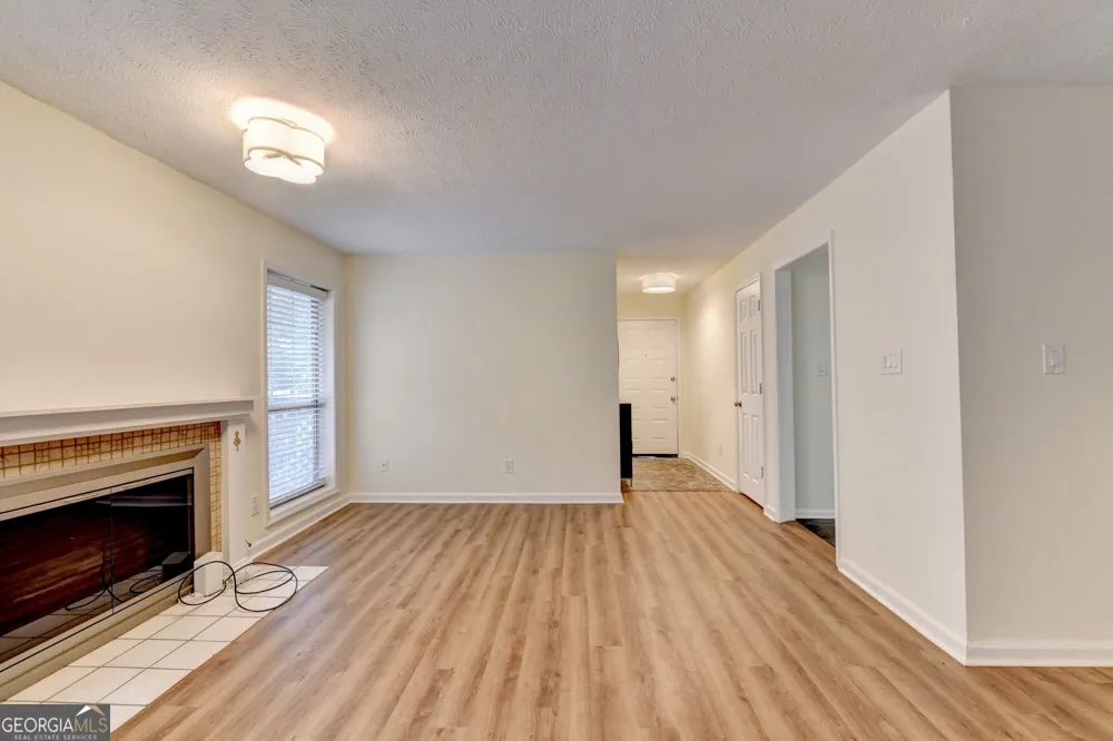 1305 Weatherstone WAY NE Atlanta, GA 30324