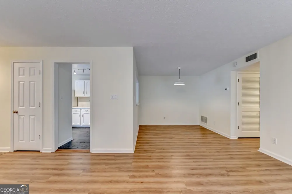 1305 Weatherstone WAY NE Atlanta, GA 30324