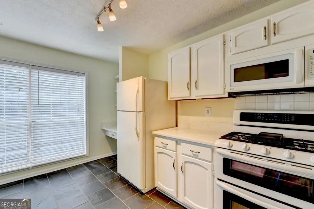 1305 Weatherstone WAY NE Atlanta, GA 30324