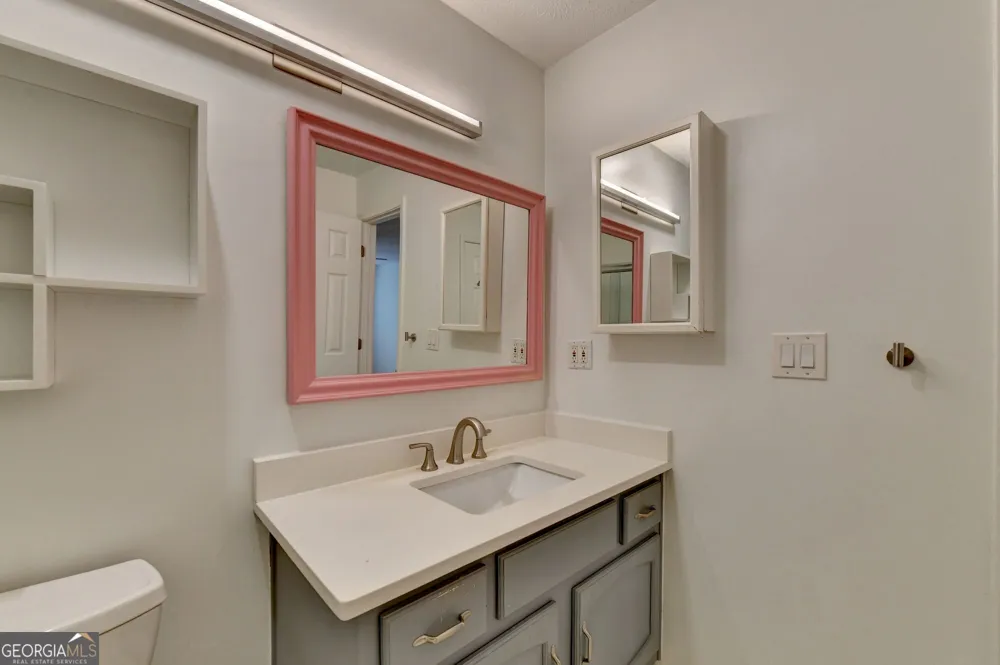 1305 Weatherstone WAY NE Atlanta, GA 30324