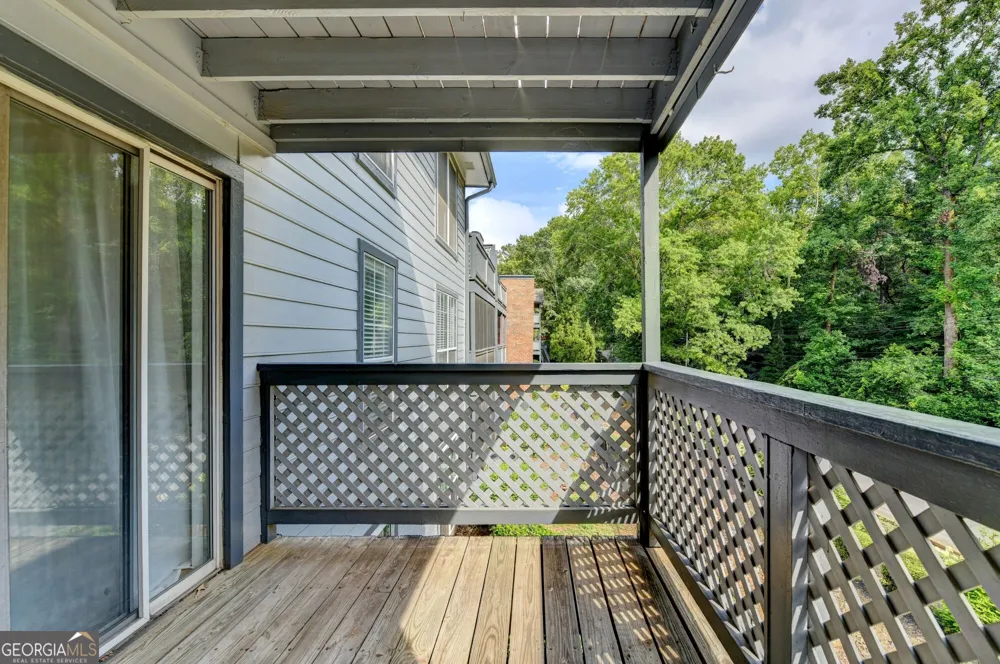 1305 Weatherstone WAY NE Atlanta, GA 30324