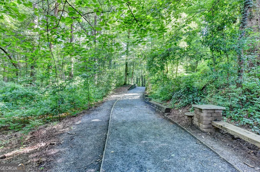 1305 Weatherstone WAY NE Atlanta, GA 30324