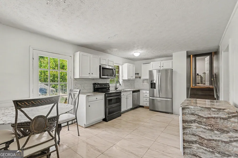 6184 Marilla ST Douglasville, GA 30135